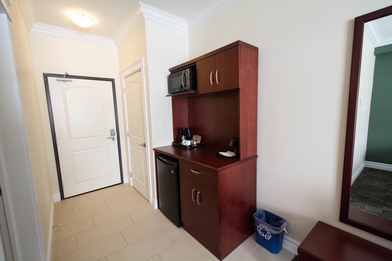 Nova Inn Manning Экстерьер фото